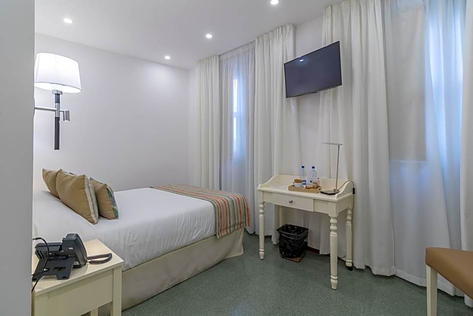 Hotel Emblemático Holiday Time