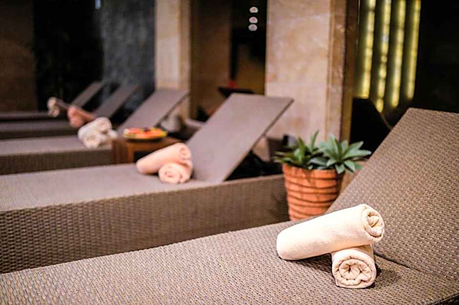 Amsterdam Hotel Pool & SPA