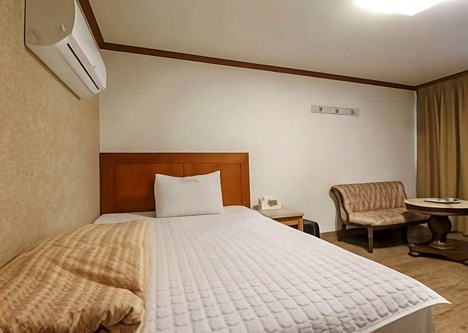 Yangji Park Hotel