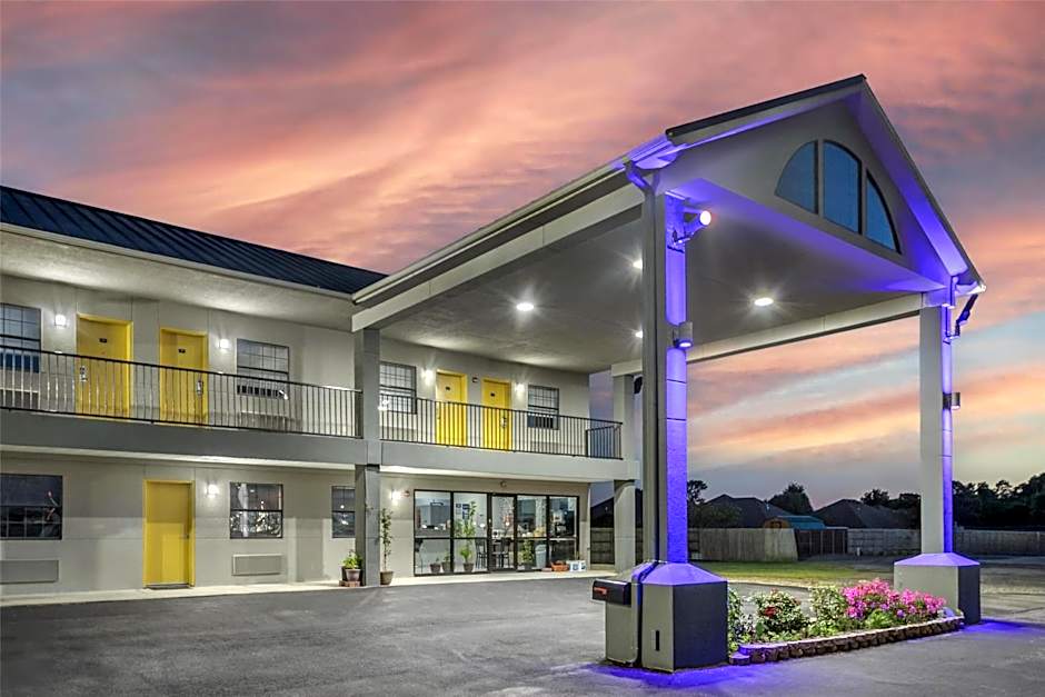 Photo 1 of 35 of SureStay Hotel by Best Western McAlester