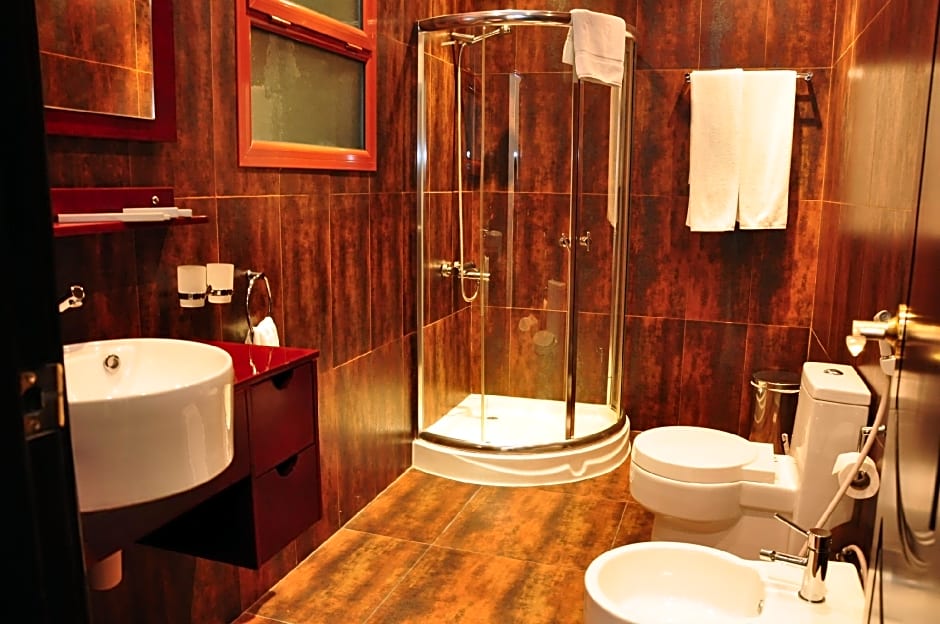 Al Manzil Hotel