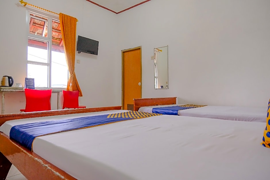 OYO Life 2638 Hotel Raya