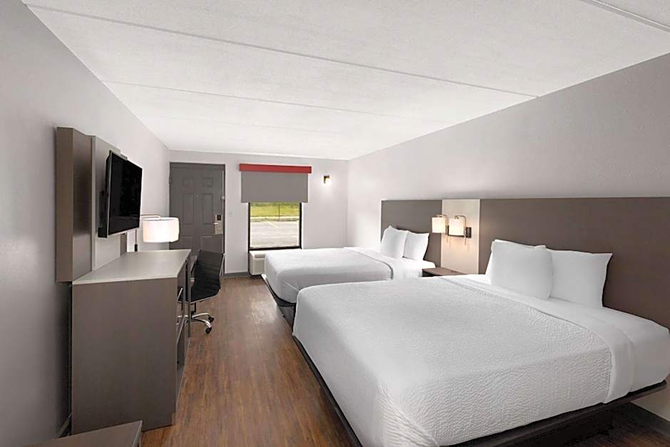 Ramada by Wyndham Bainbridge