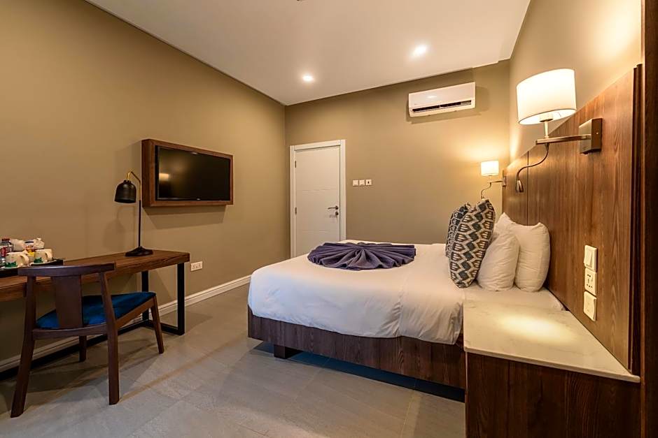 Central Hotel Ridge