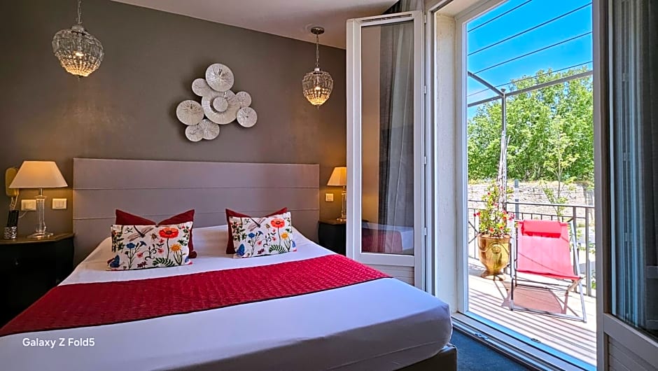 Brit Hotel Acacias