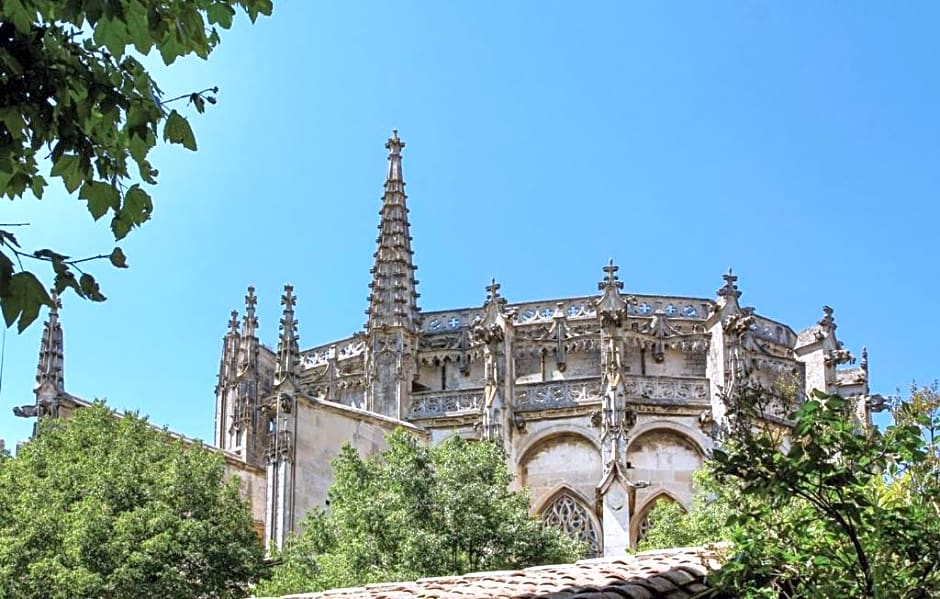 LES JARDINS DE LA CATHÉDRALE chambres d Hôtes gîte de groupe