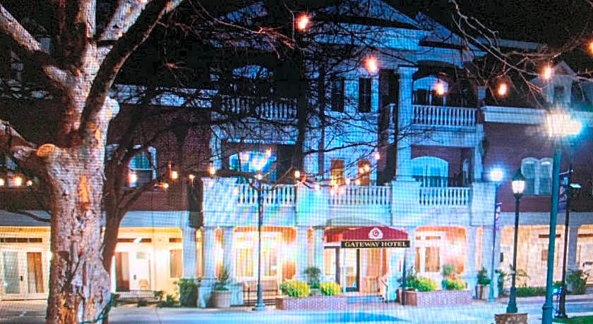 Gateway Hotel, Trademark Collection by Wyndham