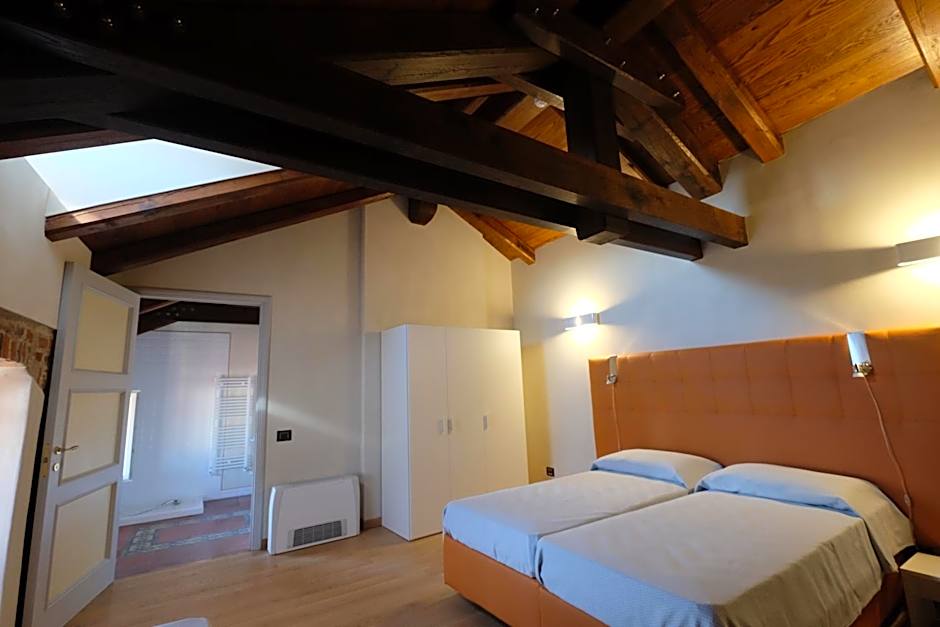 Palazzo Sacco Hostello Fossano