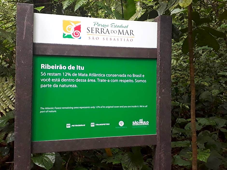 Alegria casa 3 dorms Cond Fechado churrasqueira piscina