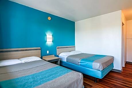 2 Full Beds | Non-smoking