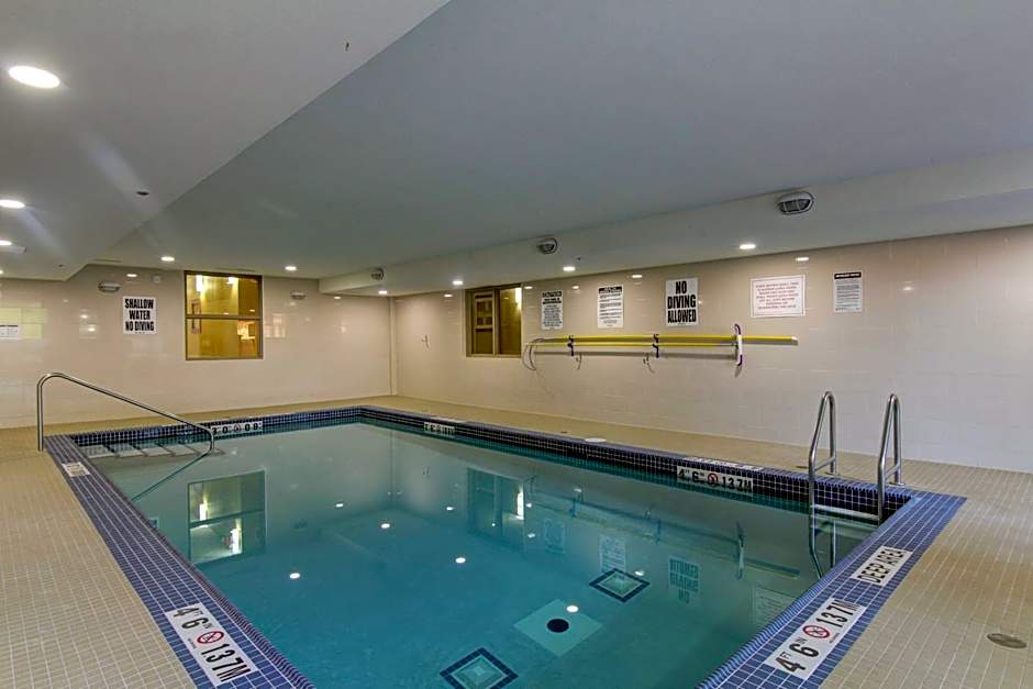 Best Western Plus Bowmanville