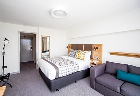 Standard Queen Room with Sofa Bed