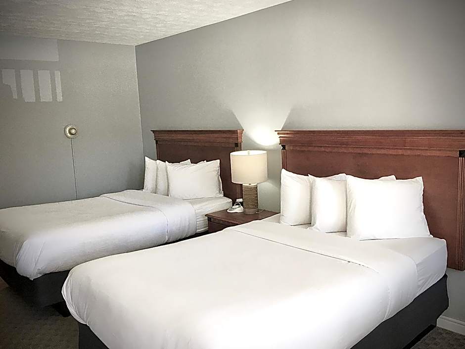 Empire Lakeshore Inn