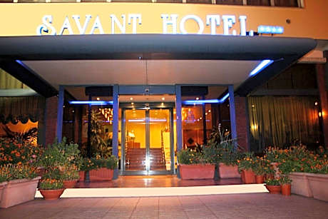 Savant Hotel