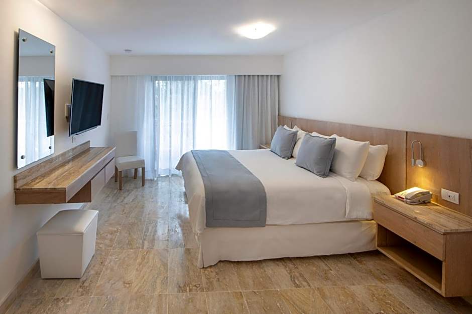 Viva Dominicus Palace by Wyndham, A Trademark All Inclusive