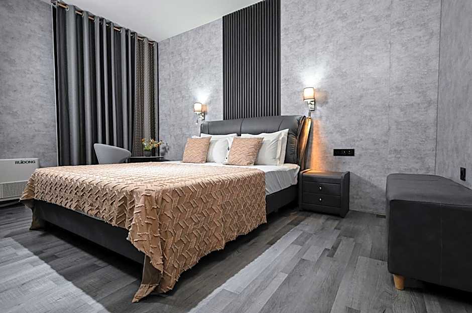 Grey Star Hotel