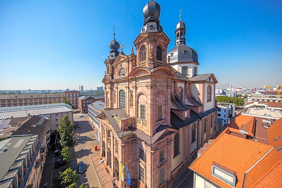 Holiday Inn Mannheim City - Hauptbahnhof By IHG