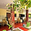 Hotel Mawar II