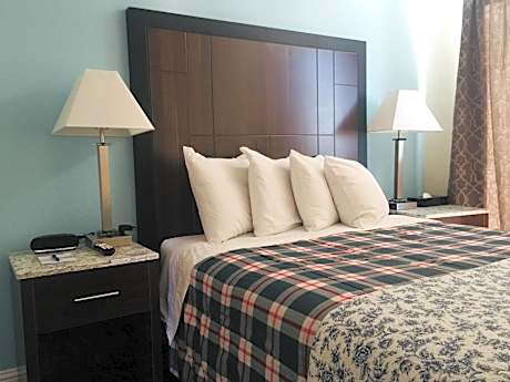 Two-Bedroom Suite