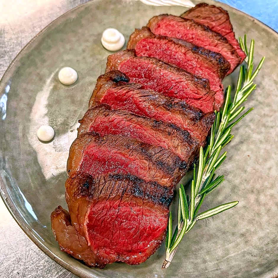 Garni Hotel des Alpes by Bruno Kernen