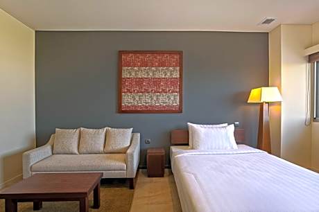 Deluxe Single Room