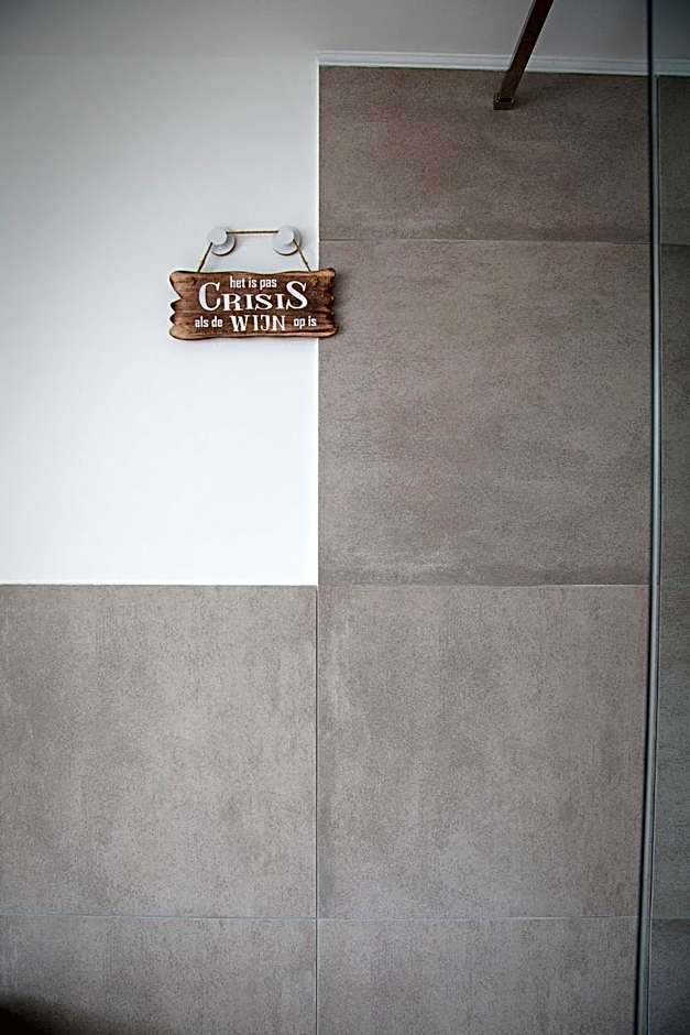 Bed and Wine Nonsolovino