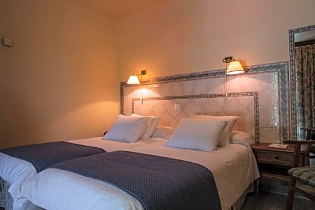 Triple Room + access to  the outdoor thermal pools