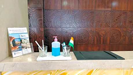 2 Single Beds Non-Smoking Premium Room Mini Bar Safe Coffee And Tea Maker Shower Full Breakfast