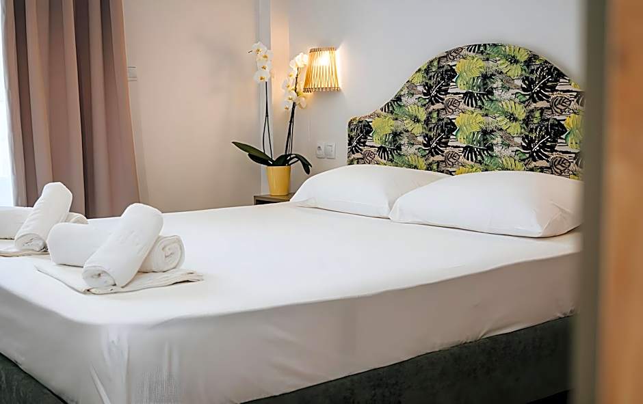 Parthenon Art executive wing