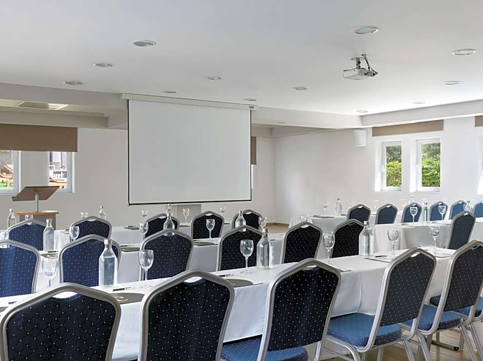 Civitel Attik Rooms & Suites