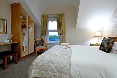 Standard Single Room with Sea View