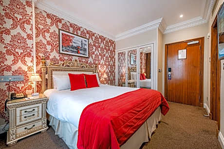Queen Double Room