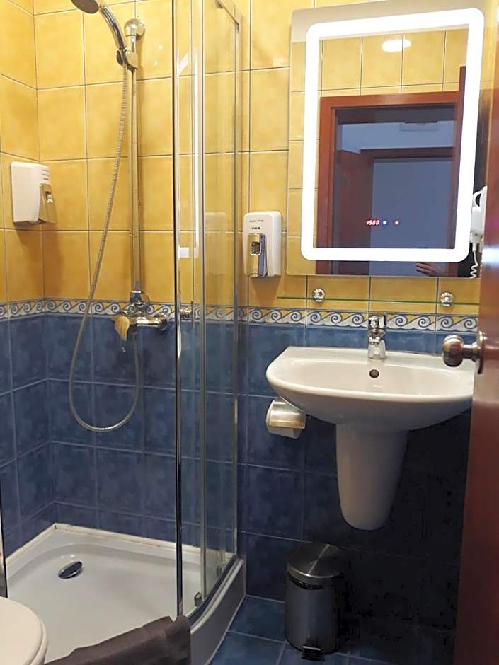 Three Dolphins Hotel with a Rooftop terracе