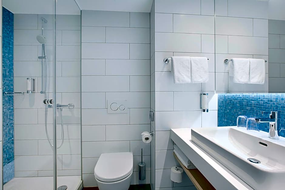 Holiday Inn Express Berlin - Alexanderplatz By IHG