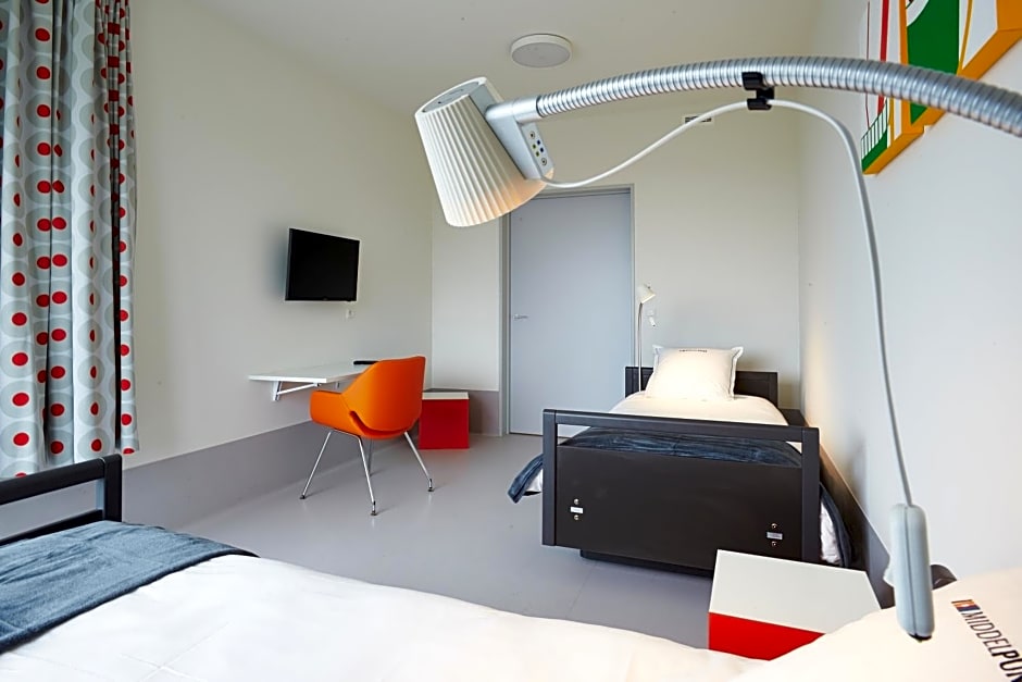 Hotel Middelpunt - Gratis Parking - Ontbijt inbegrepen!