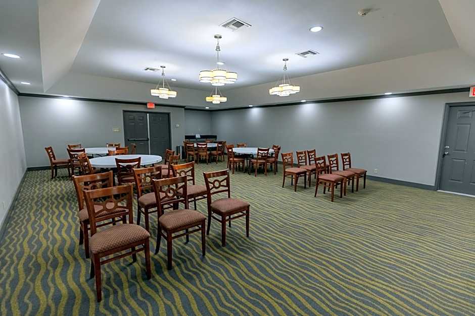 Red Roof Inn & Suites Irving - DFW Airport South