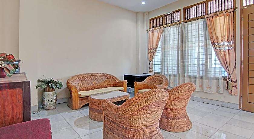 Hotel O Lavina Guesthouse