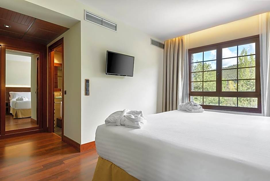 Photo 1 of 6 of Deluxe Villa, Pet-Friendly