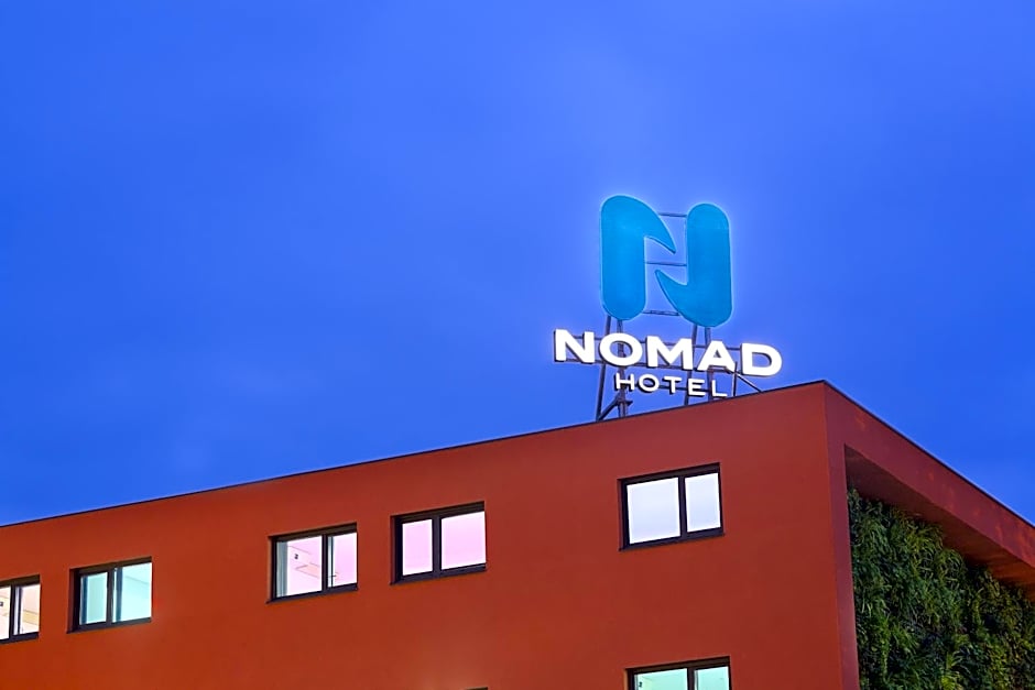 Nomad Paris Roissy CDG