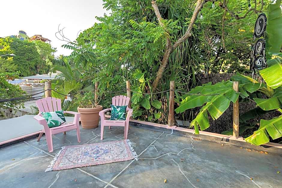 My Sisters House - Female only