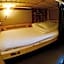 Iza Kamakura Guest House And Bar