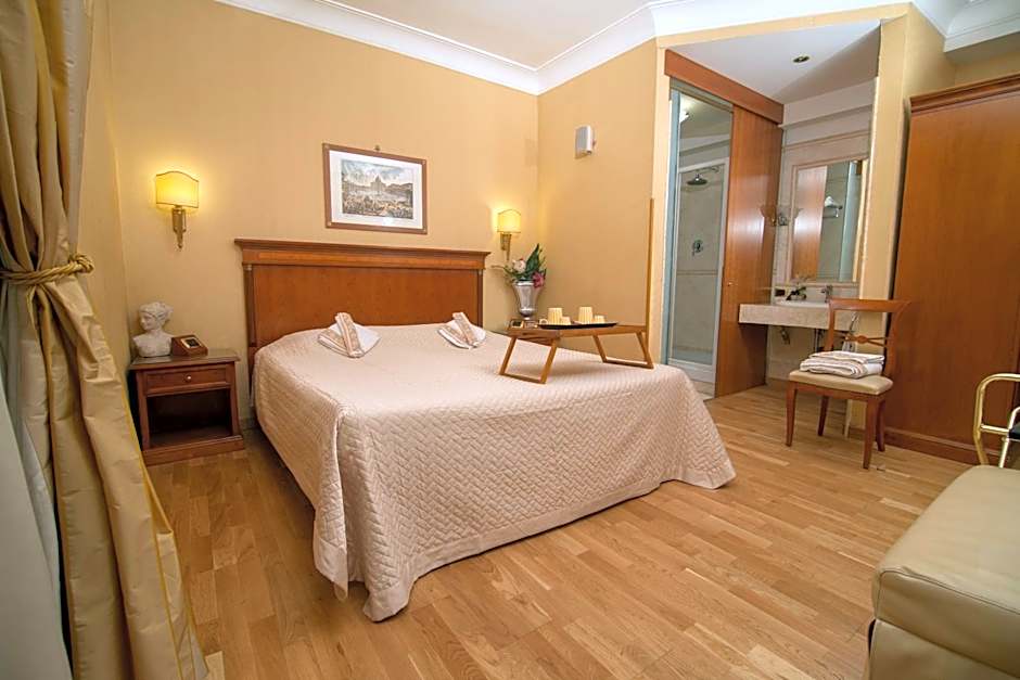 Luxury Rooms H 2000 Roma