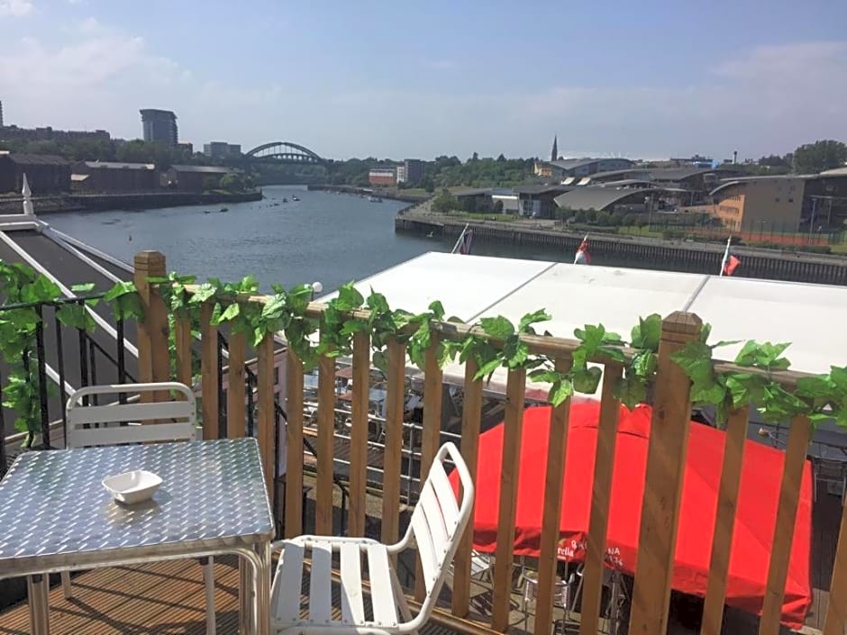 Boars Head Boutique Hotel