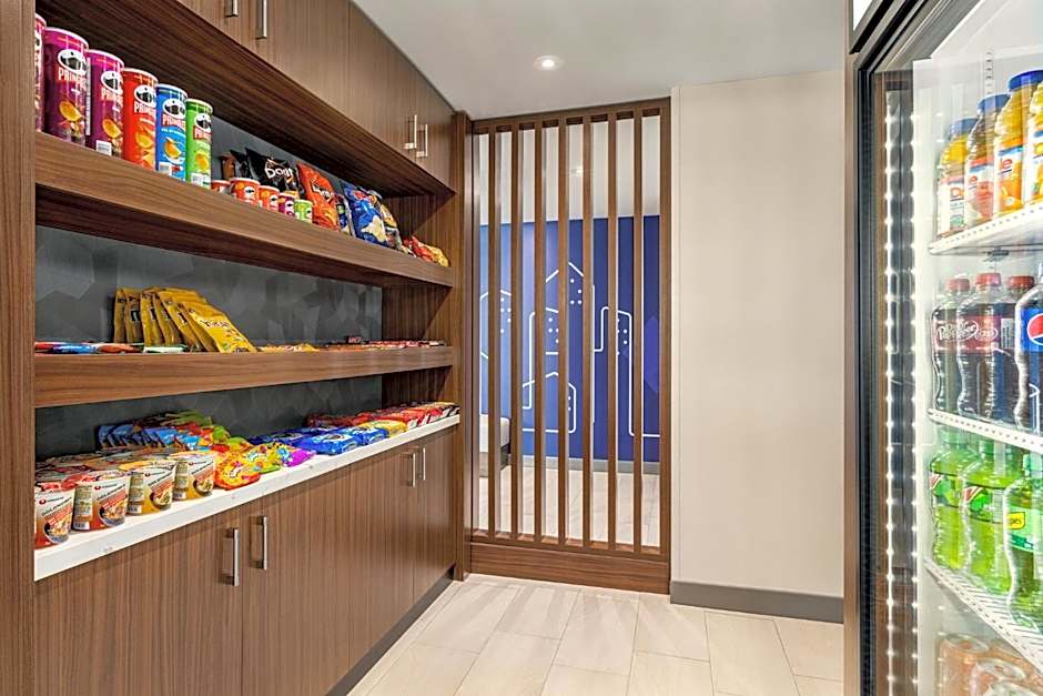 Holiday Inn Express - Strathroy By IHG