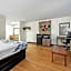 Red Roof Inn & Suites Houma