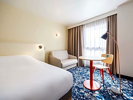 Pop Double Room with Sofa Bed