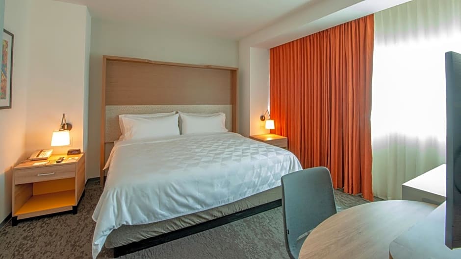 Holiday Inn Hotel And Suites Merida La Isla By IHG