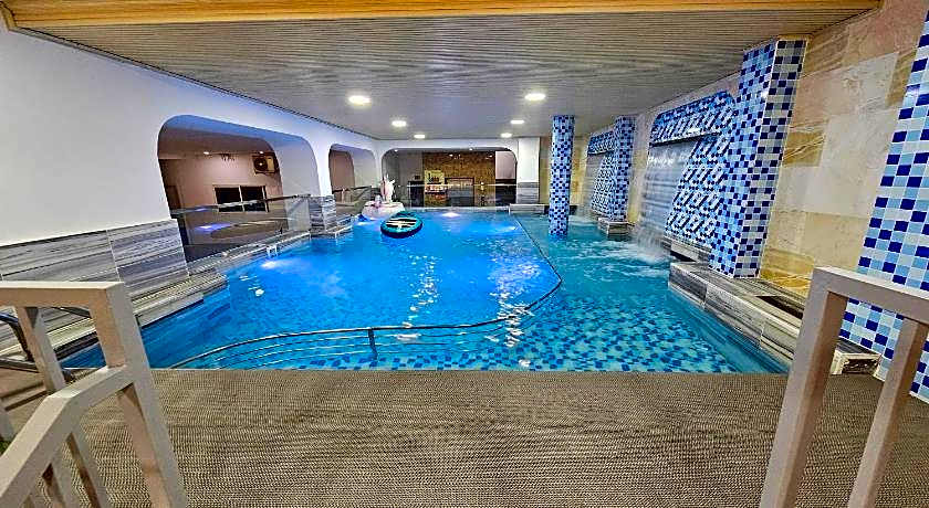 Tuyet Lan Hotel