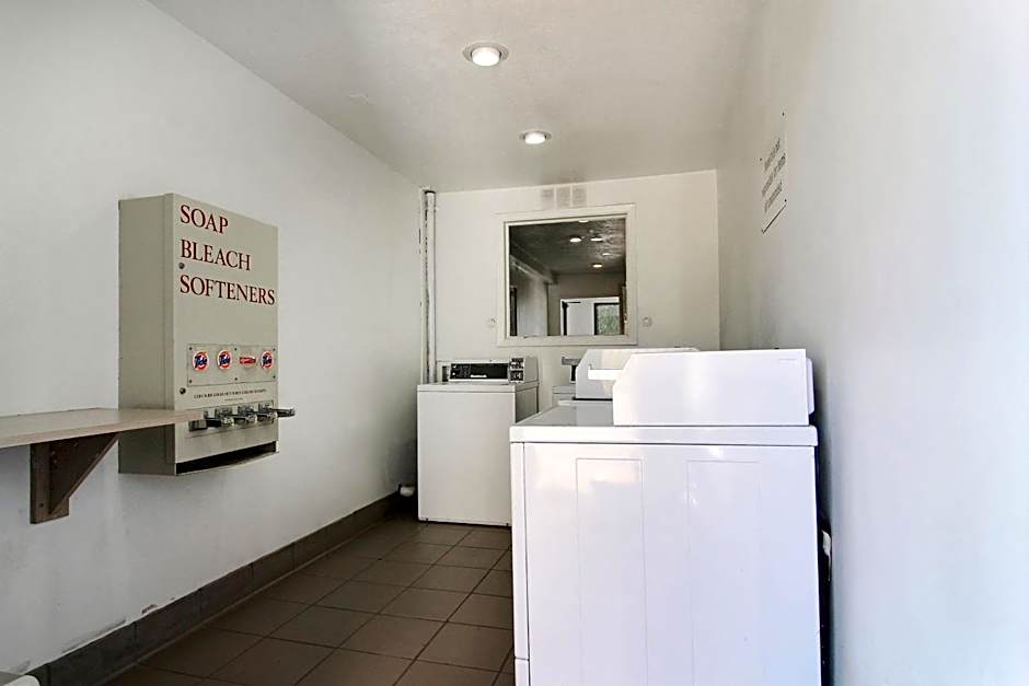 Motel 6-Carlsbad, NM