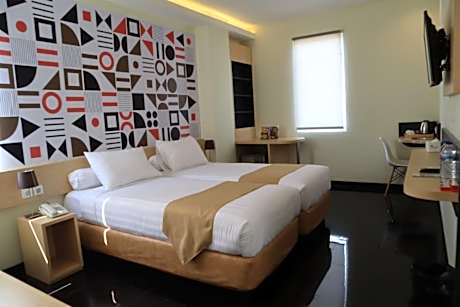 Deluxe Double or Twin Room